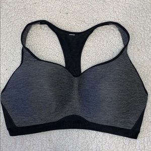 VGUC High Impact Under Armour Sports Bra